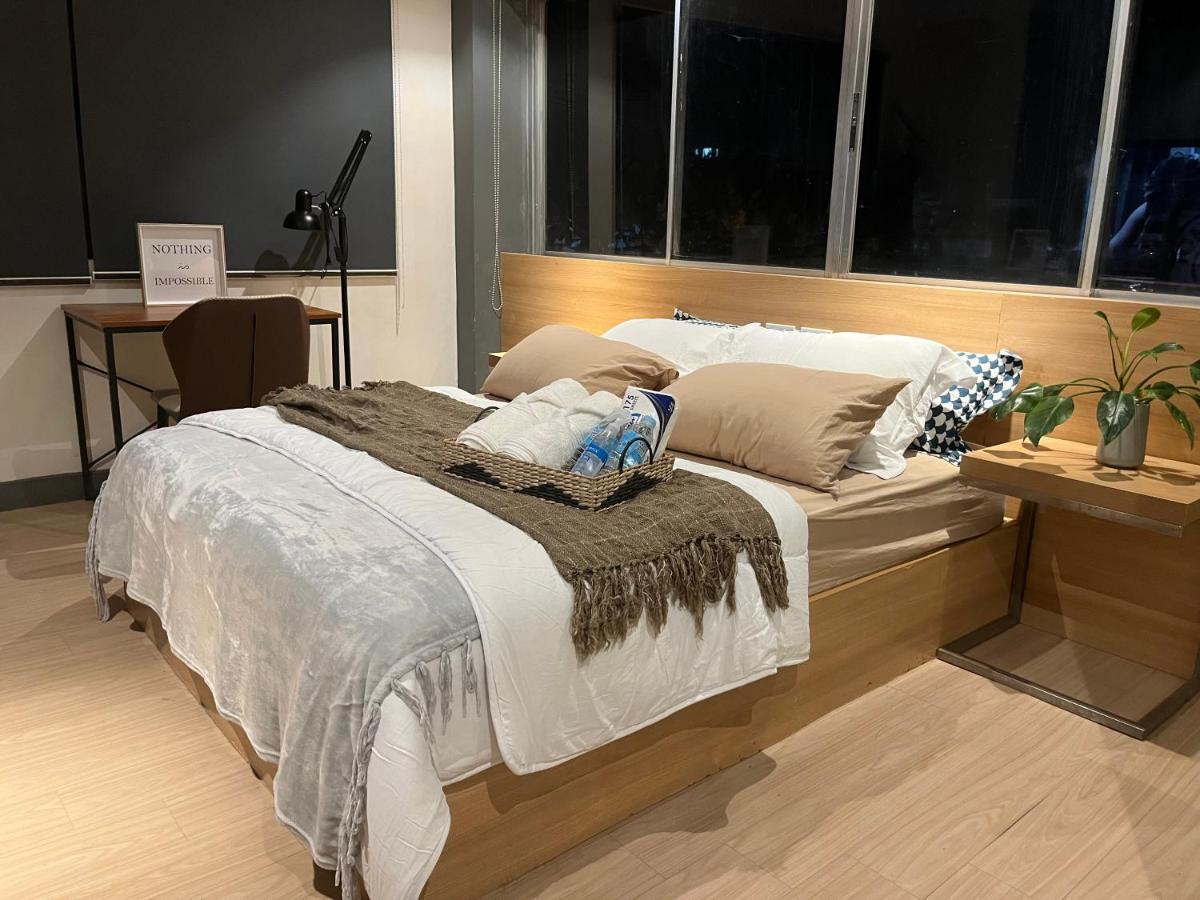 The Upperroom @ Real Suites Bacolod Exteriör bild